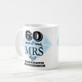 Mrs Right ファン ダイヤモンド 60 周年記念 コーヒーマグカップ (正面左)