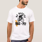 MSウォリアー、山のバイクもしくは自転車に乗る人、スプニーの贈り物 Tシャツ (正面)