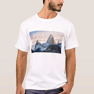 Mt Fitzroy上の日没そして雲 Tシャツ