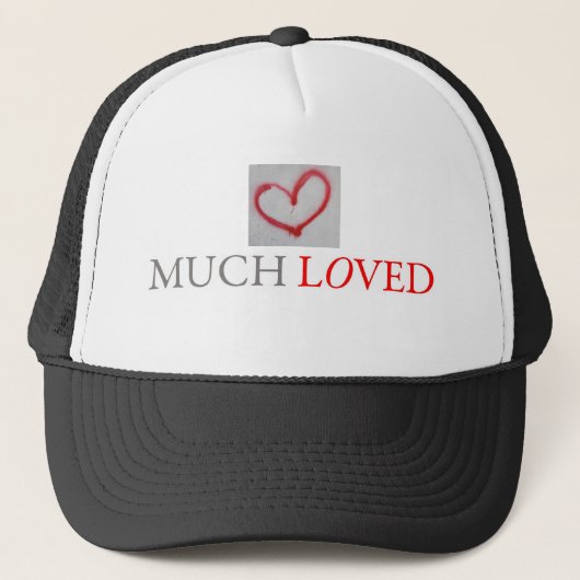 MUCH LOVED – 赤い落書きハート キャップ (正面)