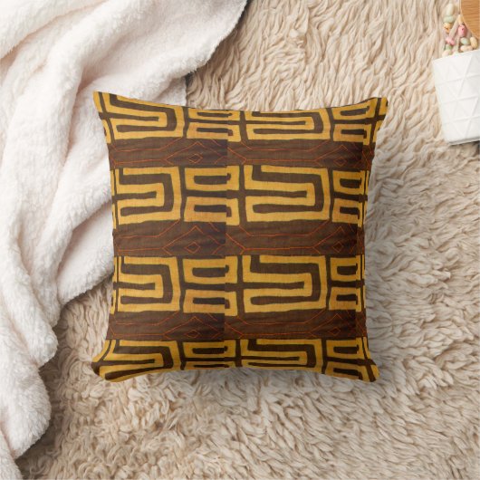 Mud Cloth Majesty Throw Pillow クッション (ブランケット)