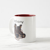 Muddy Hiking Boots Personalized Outdoor Adventure ツートーンマグカップ (正面左)