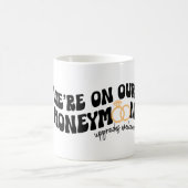 MUGかわいいハネムーンシャツ、ウィフィーハビー コーヒーマグカップ (中央)