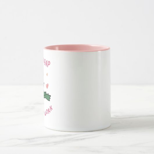 Mug Born to Yap – Forcé de Travailler  マグカップ (中央)