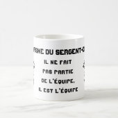 MUG Charisme du Sergent-Chef Royal Cambouis コーヒーマグカップ (中央)