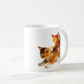 Mug décoré chatons qui jouent. コーヒーマグカップ (正面右)