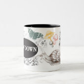 MUG SLOW DOWN THEME MUG FOR COFFEE ツートーンマグカップ (中央)