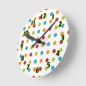 Multicolored Polka Dots ラウンド壁時計 (傾斜)