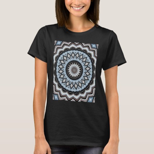 Multicolored Symmetrical Circle Pattern Blue Tones Tシャツ (正面)