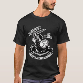 Munro Scotish Clan Name Descendant Tシャツ