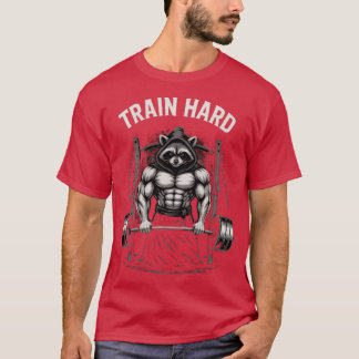 Muscular Raccoon Gym Warriorrain Hard Fitness Desi Tシャツ