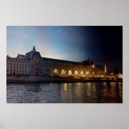 Musee d'Orsay Day to Night Transition – パリ ポスター (正面)
