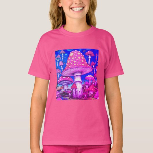 Mushroom City-Colorful Red + Yellow Mushrooms on   Tシャツ (正面)