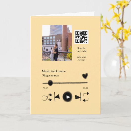 Music player personalized couple love q r code tex カード (黄色い花)