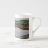 Musquashの沼地-骨灰磁器のマグ ボーンチャイナマグカップ (右)