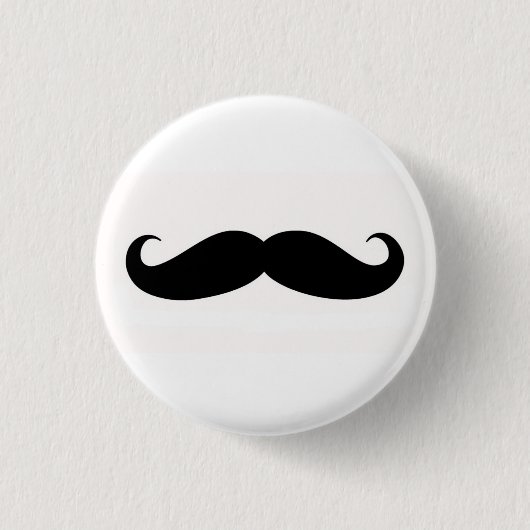 Mustachify Pin 缶バッジ (正面)