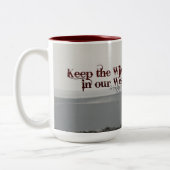 MustangWILDのマグは"保ちます私達の西の野生を" ツートーンマグカップ (左)