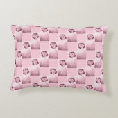 Muster aus Quadraten und rosa Blumen アクセントクッション (裏面)