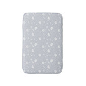 Muted Gray And White Wildflower Pattern バスマット (正面縦)