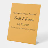 Muted Orange Background Texture for Web and Print 台座サイン (正面)