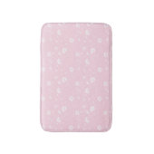 Muted Pink And White Wildflower Pattern バスマット (正面縦)