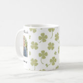 Muted Sage Green Lucky Charm Personalized コーヒーマグカップ (正面左)