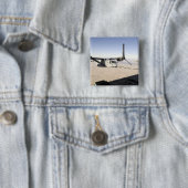 MV-22オスプレイが空中飛行を行う 缶バッジ (インサイチュ)