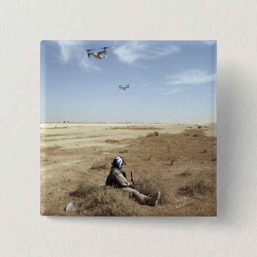 MV-22Bオスプレイは米海軍病院コルpsmを飛ぶ 缶バッジ (正面)