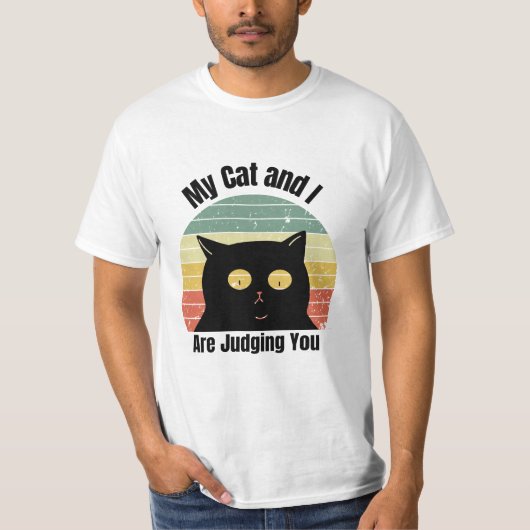My Cat And I Are Judging You Funny Retro Sunset Bl Tシャツ (正面)