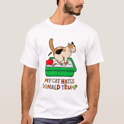 My Cat Hates Donald Trump T-shirt Tシャツ (正面)
