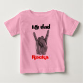 My dad rocks ベビーTシャツ (正面)