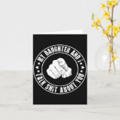 My Daughter And I Talk About You Funny Matching Da カード (黄色い花)