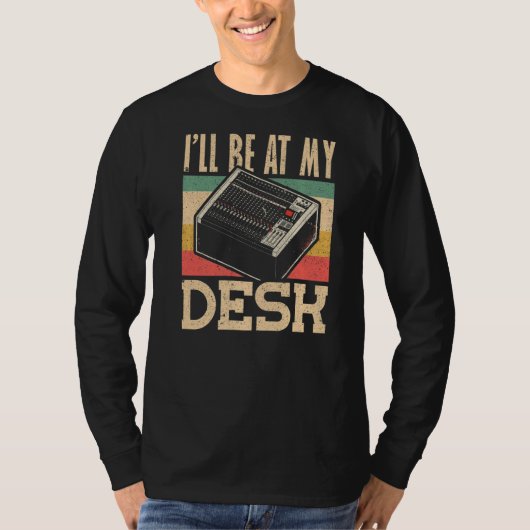 My Desk Audio Engineerに所属 Tシャツ (正面)