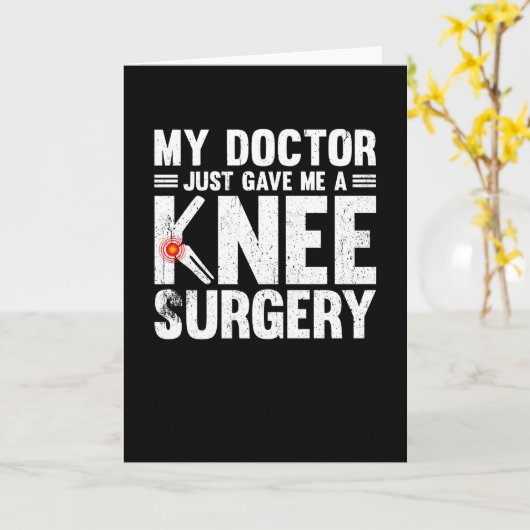 My Doctor Just Game Me A Knee Surgery カード (黄色い花)