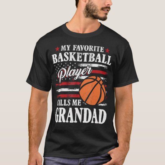 My Favorite Basketball Player Calls Me Grandad Usa Tシャツ (正面)