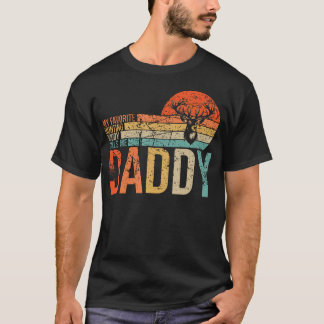 My Favorite Hunting Buddy Calls Me Daddy Love Deer Tシャツ