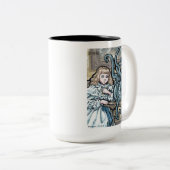 My First Pet #7 – 超現実的な奇妙なゴシック生物 ツートーンマグカップ (正面右)