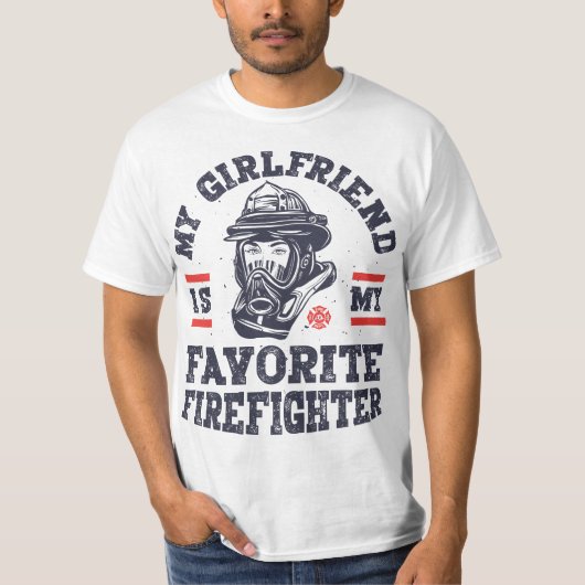 My Girlfriend Is My Favorite Firefighter Funny Boy Tシャツ (正面)