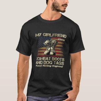 My Girlfriend Wears Combat Boots And Dog Tags Vete Tシャツ