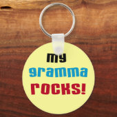 My Gramma Rocks Tシャツとギフト キーホルダー (正面)