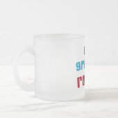 My Gramma Rocks Tシャツとギフト フロストグラスマグカップ (左)