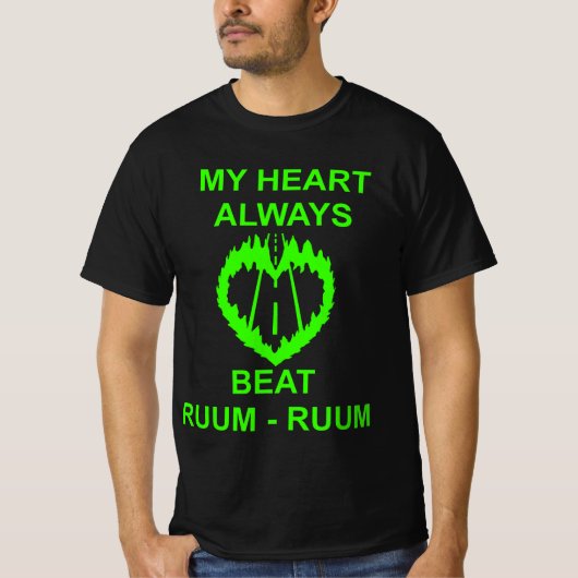 MY HEART ALWAYS BEAT RUUM-RUUM LIME GREEN 2026 Tシャツ (正面)