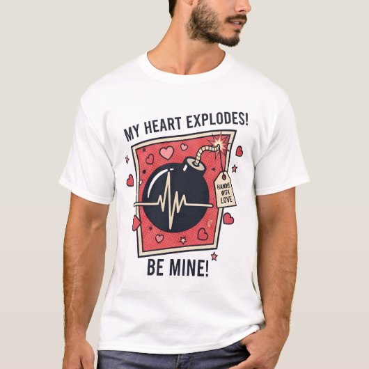 "My Heart Explodes" Vintage Bomb Illustration Tシャツ (正面)