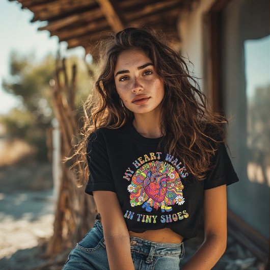 My Heart Walks Around in Tiny Shoes Tシャツ