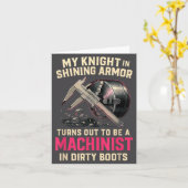 My Knight In Machinist Wife Girlfriend Funny Anniv カード (黄色い花)