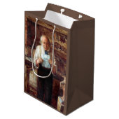 My Ladからのニュース(James Campbell) ミディアムペーパーバッグ (裏面アングル)