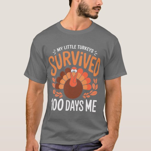 My Little Survived 00 Days of Me Funny Parenting Q Tシャツ (正面)