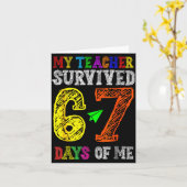 My Teacher Survived 67 Days Of Me Funny Students T カード (黄色い花)