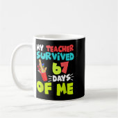My Teacher Survived 67 Days Of Me Student Pul Boys コーヒーマグカップ (左)