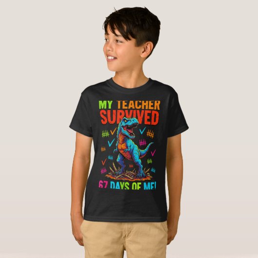 My Teacher Survived 67 Days Of School 67 Meme Dino Tシャツ (正面フル)